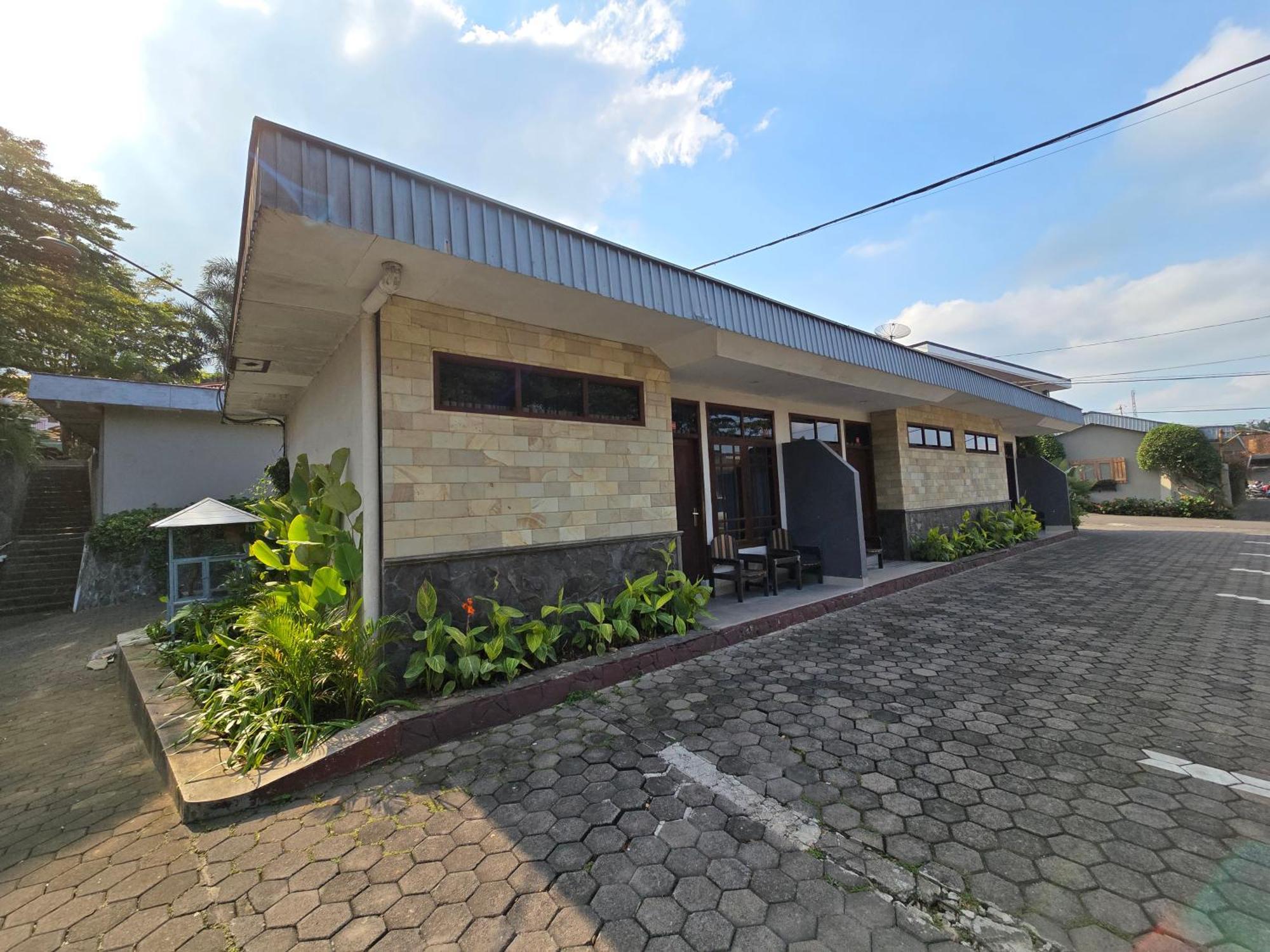 Kusma Hotel Bandungan เซอมารัง ภายนอก รูปภาพ