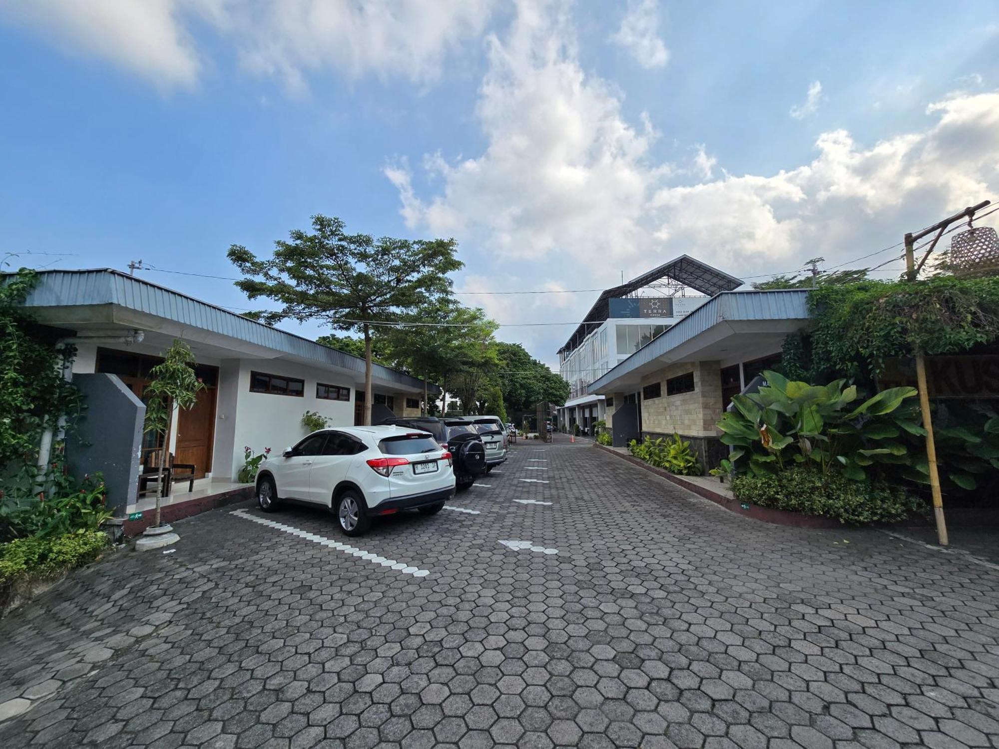 Kusma Hotel Bandungan เซอมารัง ภายนอก รูปภาพ