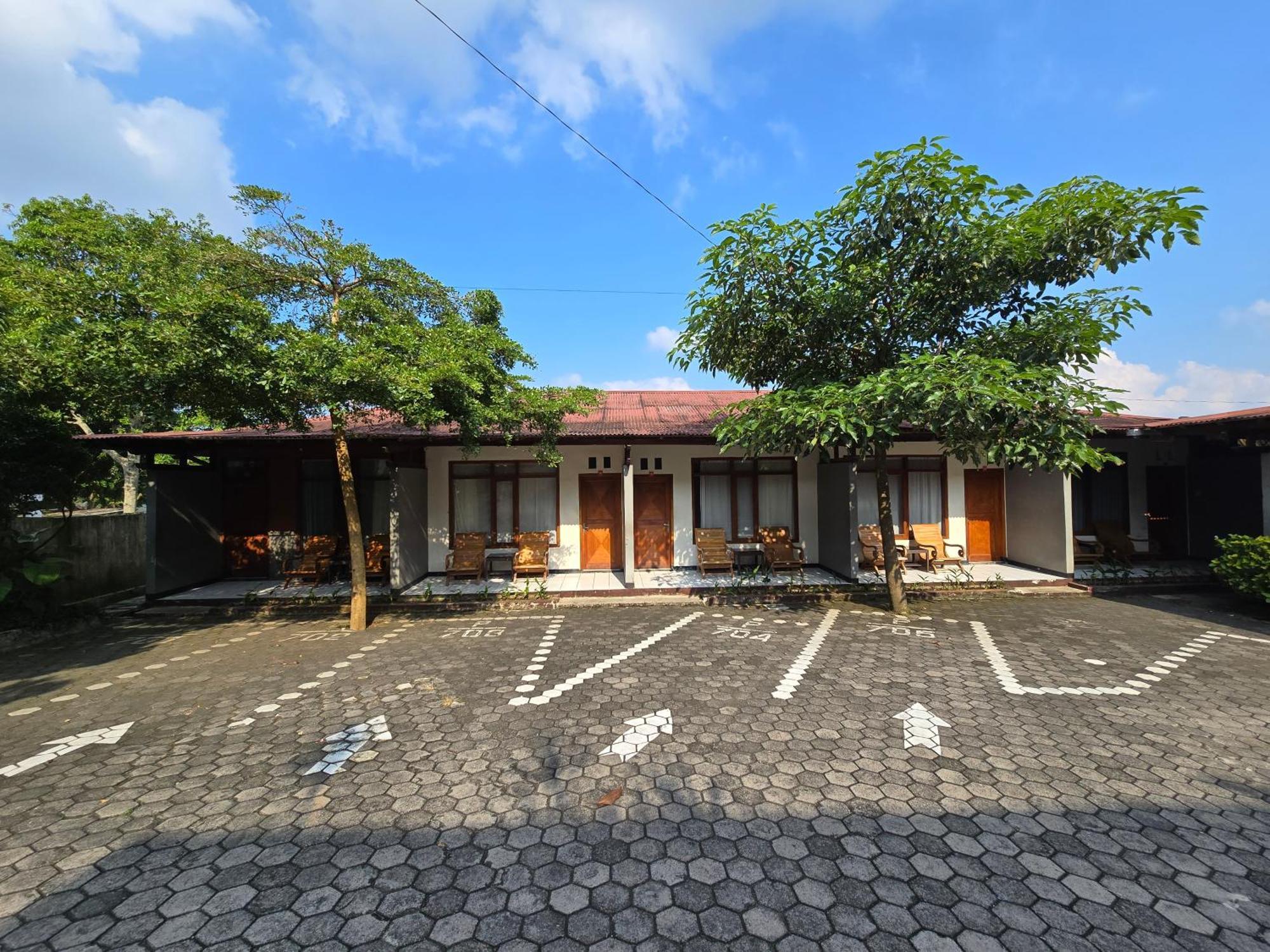 Kusma Hotel Bandungan เซอมารัง ภายนอก รูปภาพ