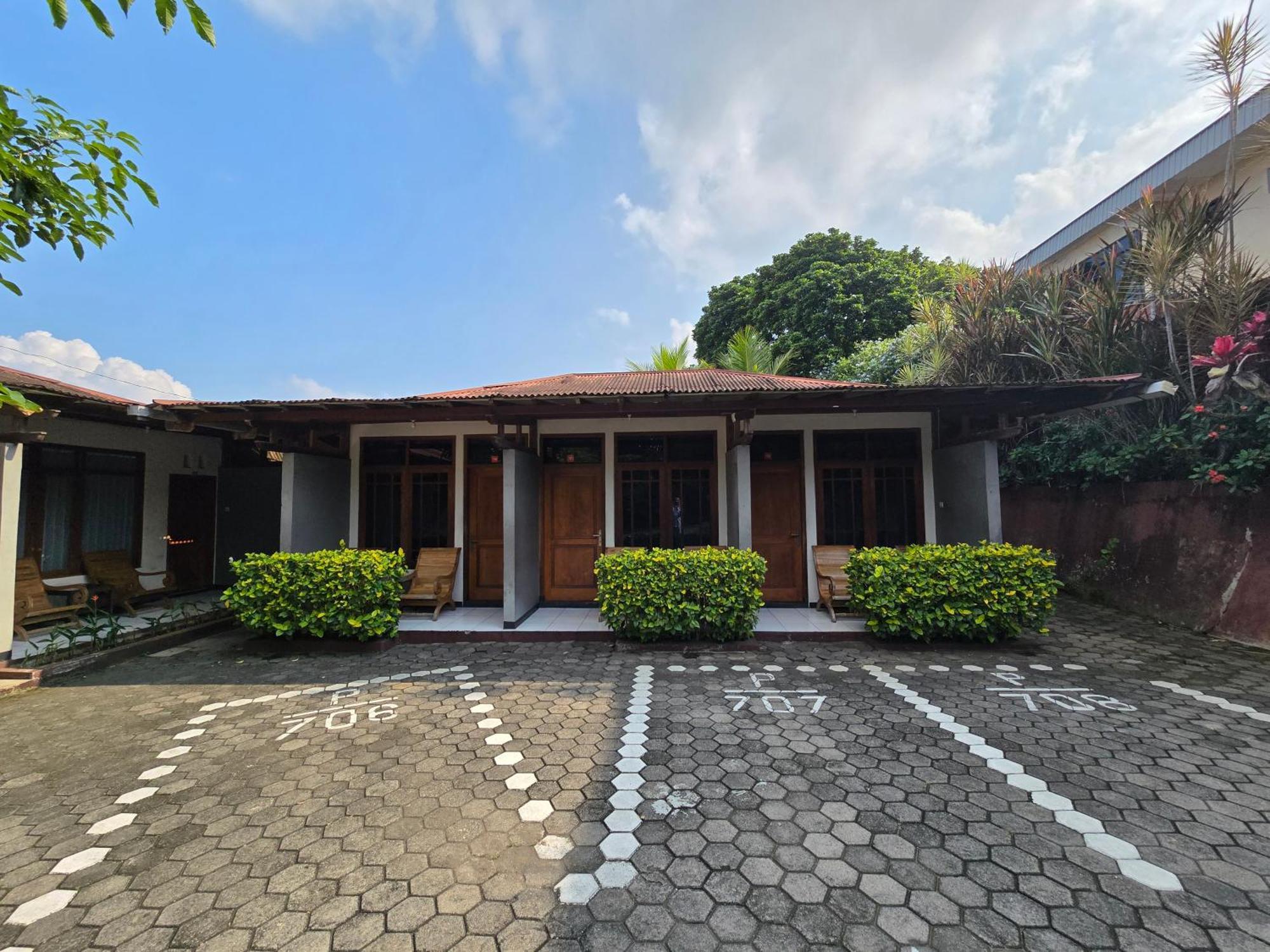 Kusma Hotel Bandungan เซอมารัง ภายนอก รูปภาพ